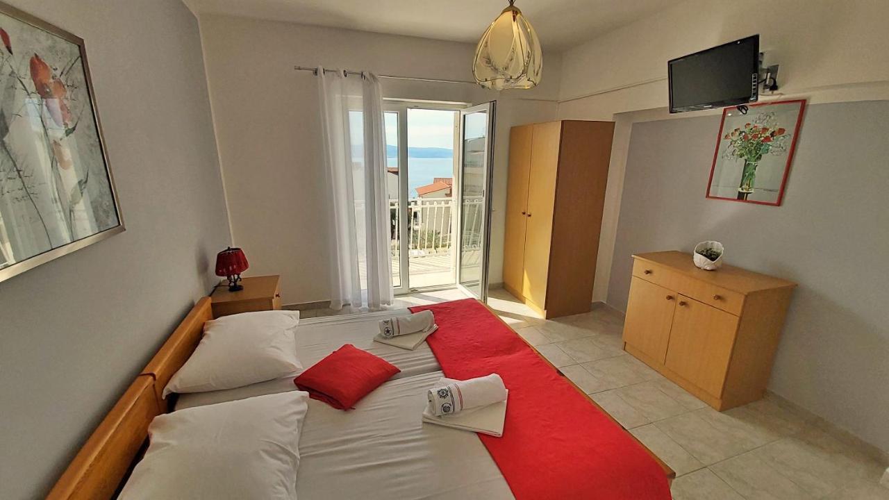 Apartments Mandalinic Omiš Buitenkant foto