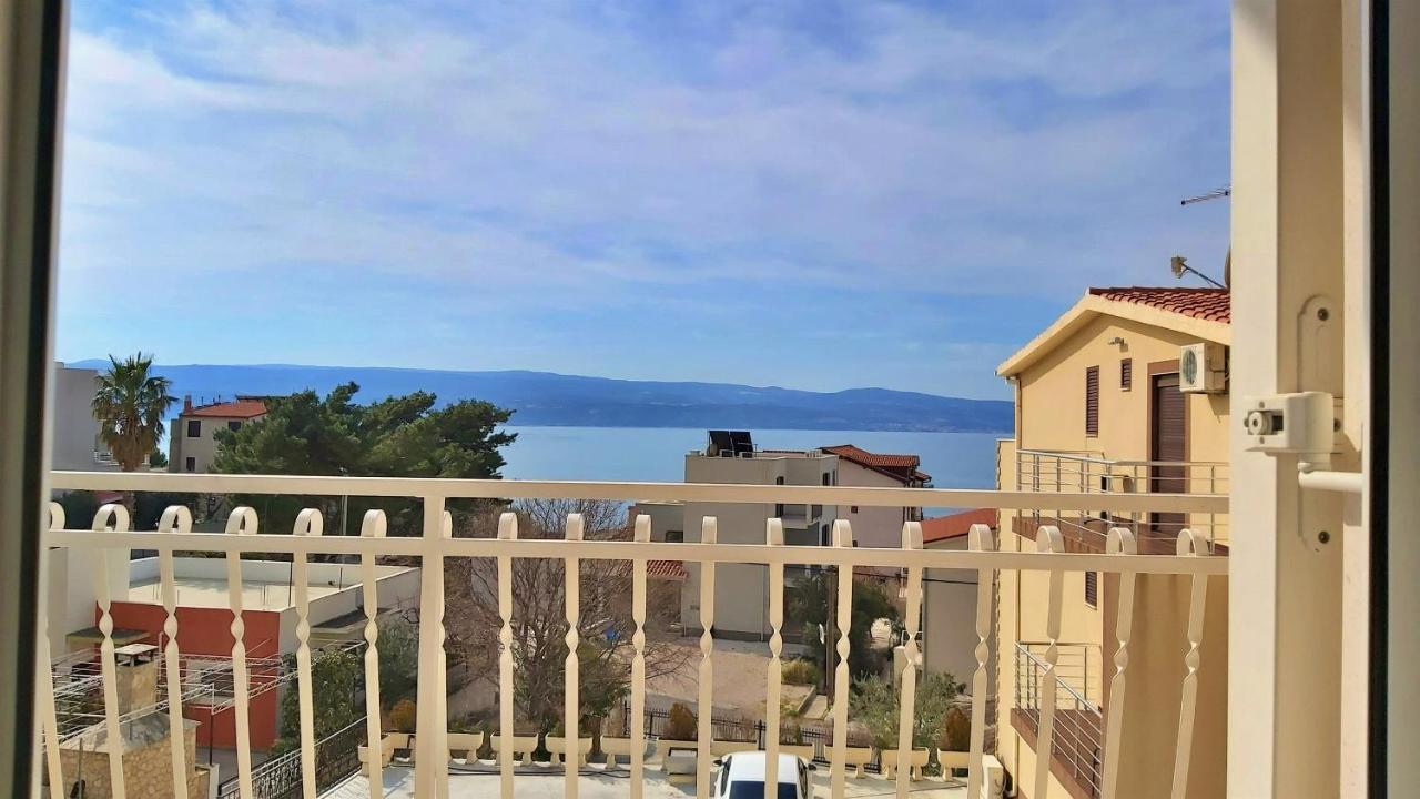 Apartments Mandalinic Omiš Buitenkant foto